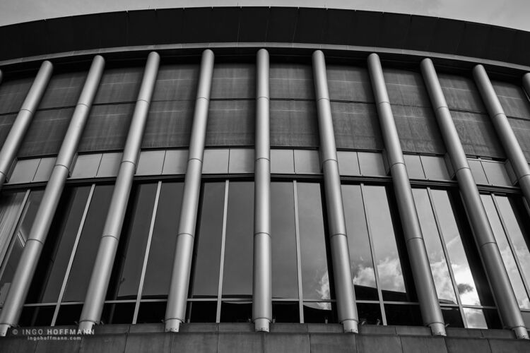 Fassade des Museums für Moderne Kunst (MMK1) | Referenznr. 20170315_A7_7479bw Cityscape Frankfurt